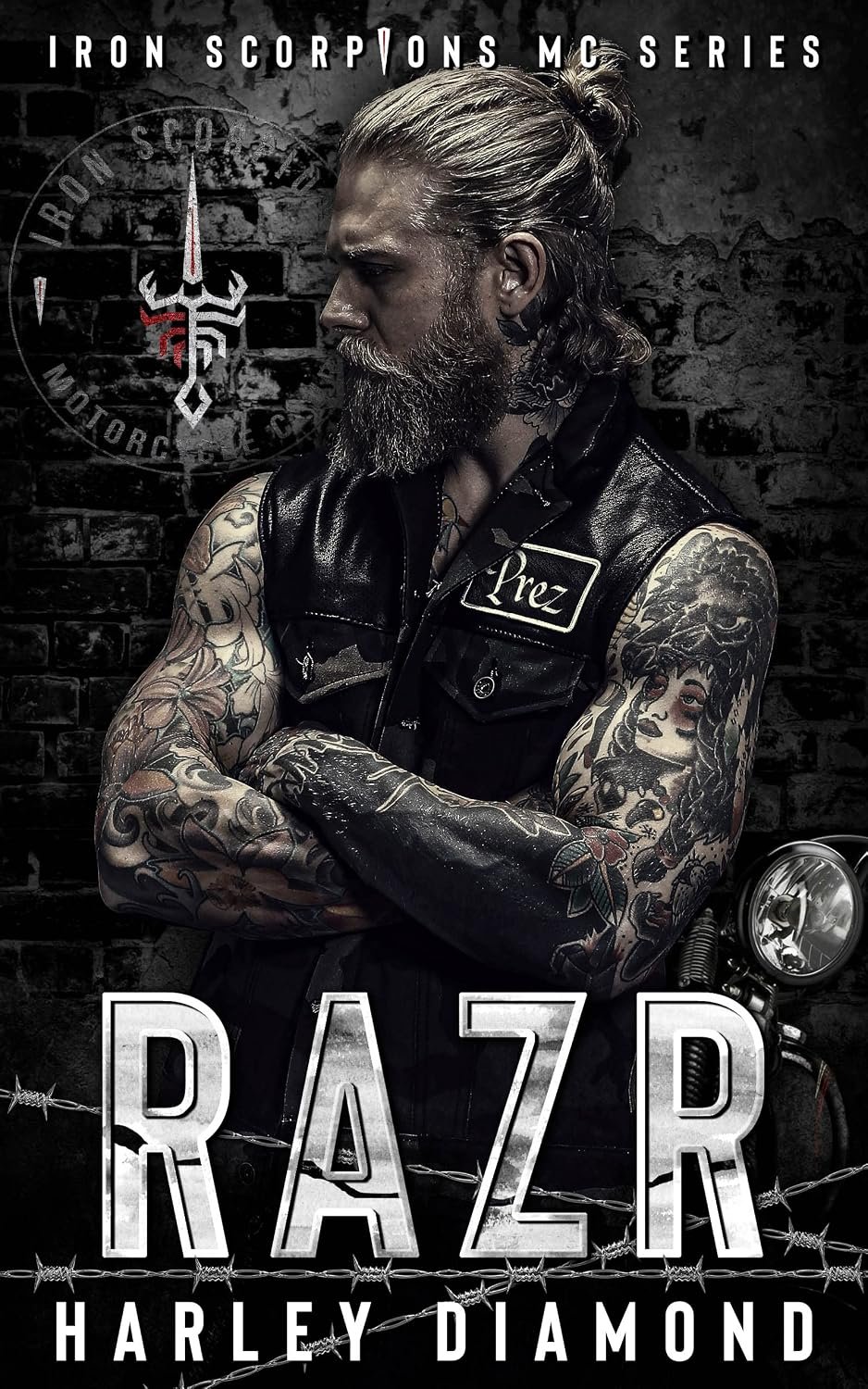 Razr: Iron Scorpions MC: A Dark MC Romance (The Outlaw Chess Series Book 3)